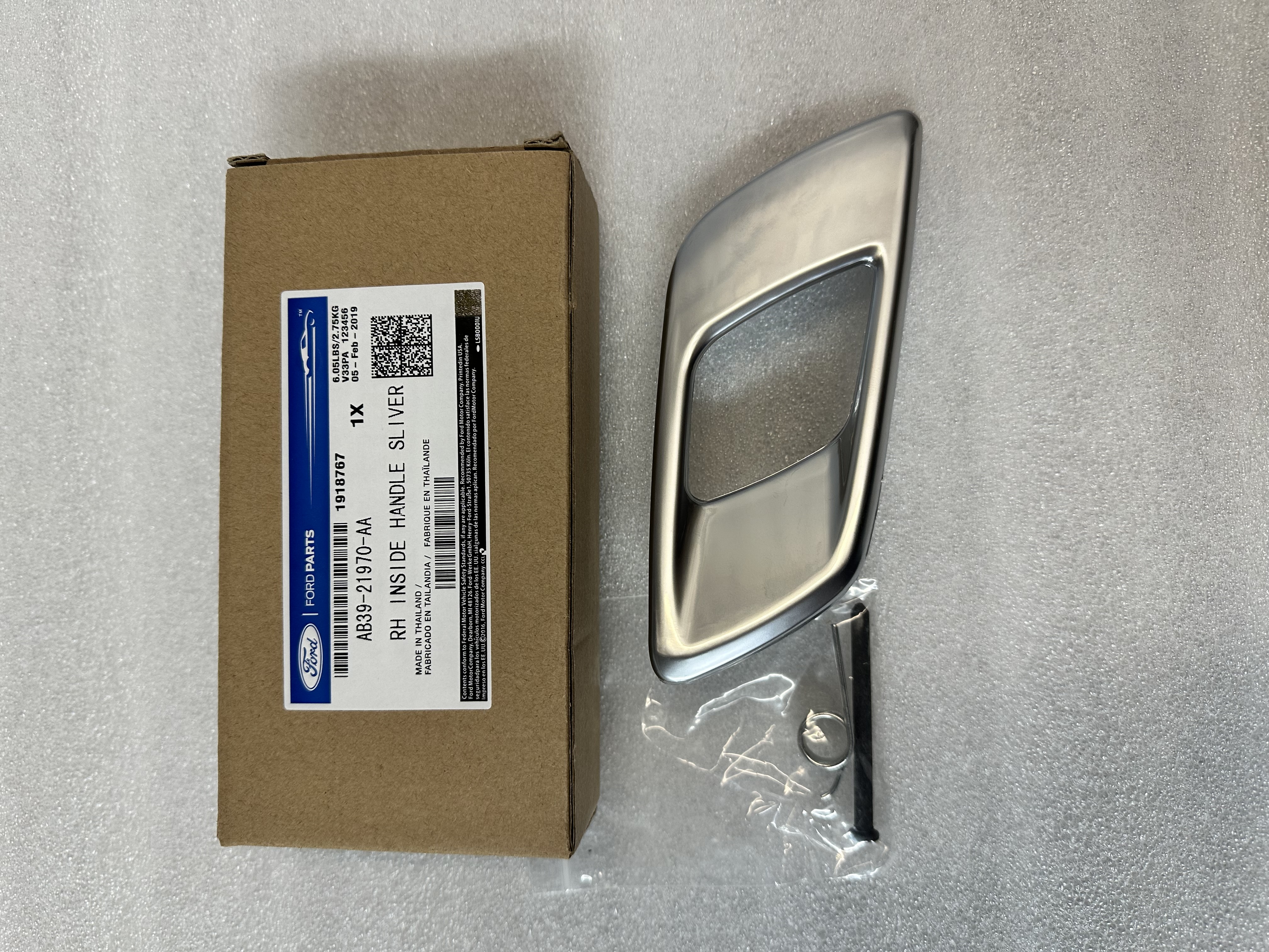 RIGHT DOOR INSIDE DOOR HANDLE SILVER FORD RANGER MAZDA B50 3.2 & 2.2 VALUE LINE